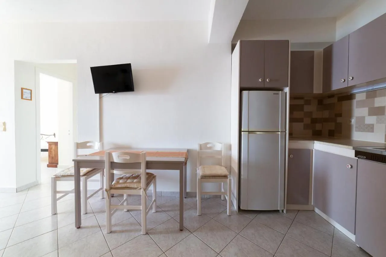 Natassa Apartments Agia Efimia 0*,
