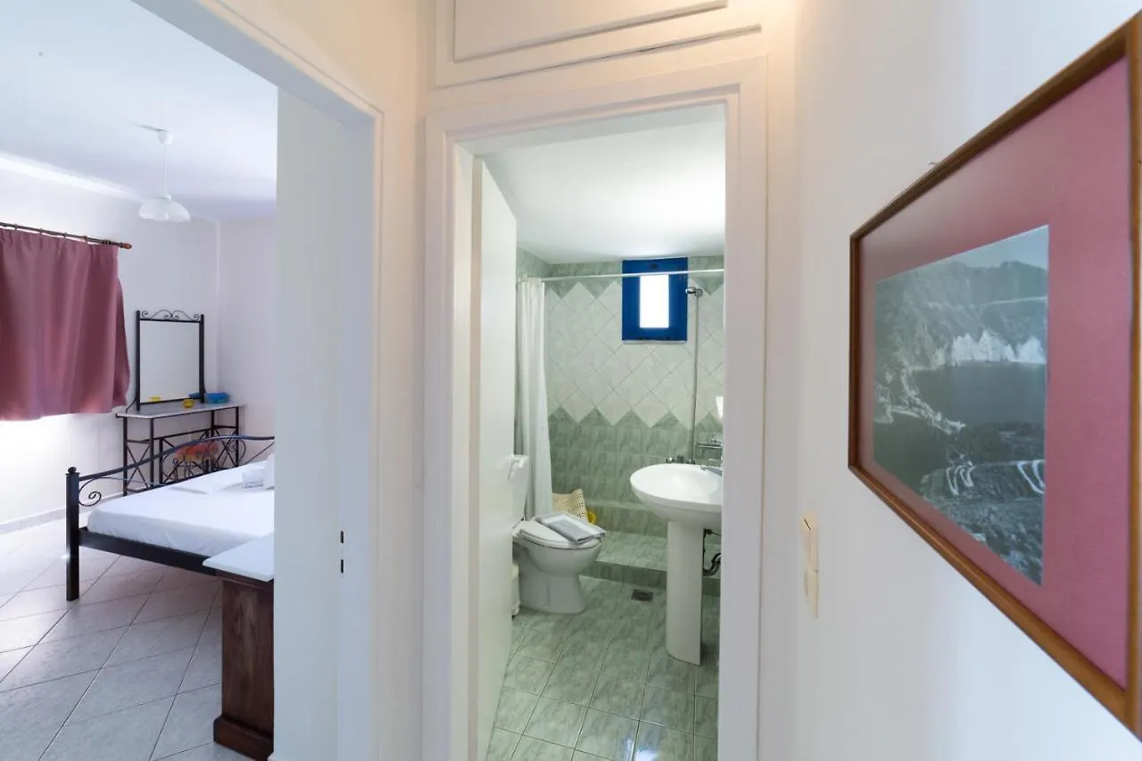 Natassa Apartments Agia Efimia Yunanistan